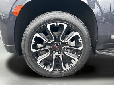 2023 GMC Yukon SLT CARBRAVO!