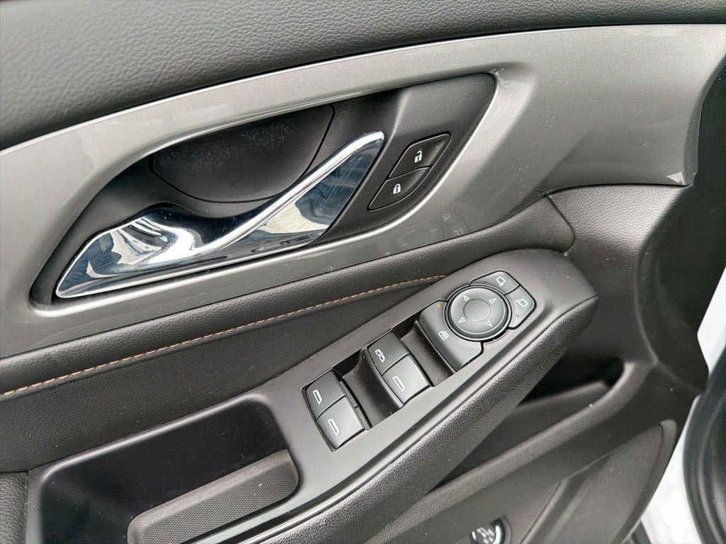 2019 Chevrolet Traverse LT Cloth w/1LT CARBRAVO!