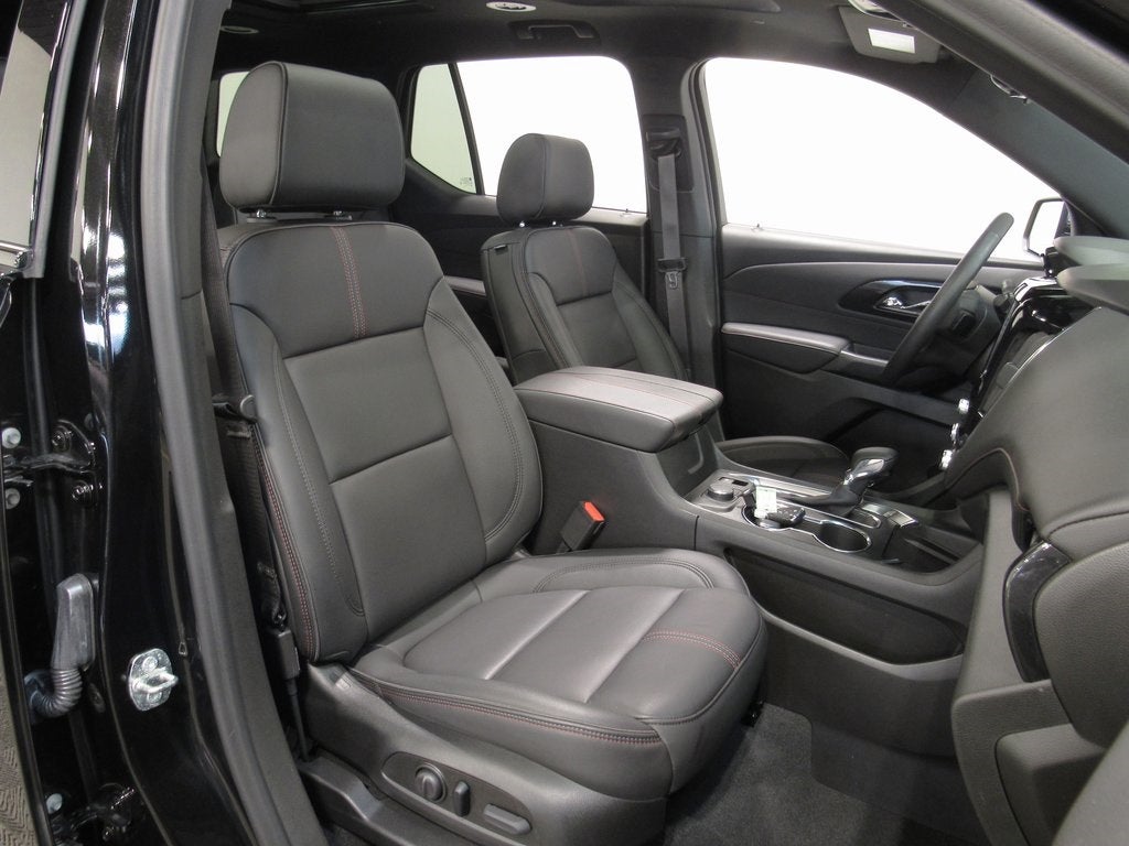 2023 Chevrolet Traverse RS CARBRAVO CERTIFIED