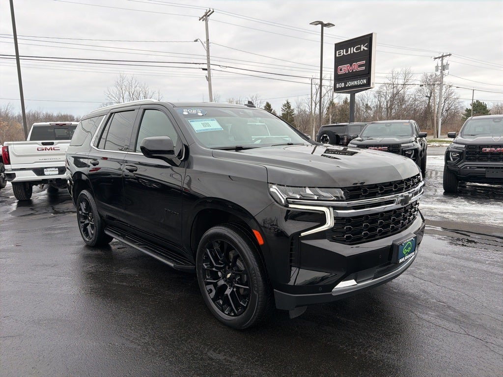 2023 Chevrolet Tahoe LS CARBRAVO!