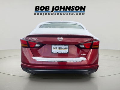 2022 Nissan Altima 2.5 SR