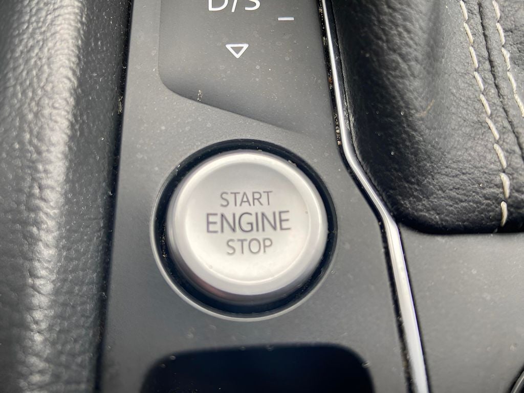 2022 Volkswagen Atlas 3.6L V6 SEL R-Line