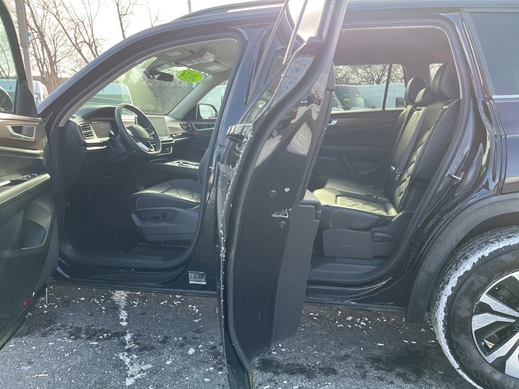 2024 Volkswagen Atlas 2.0T SE