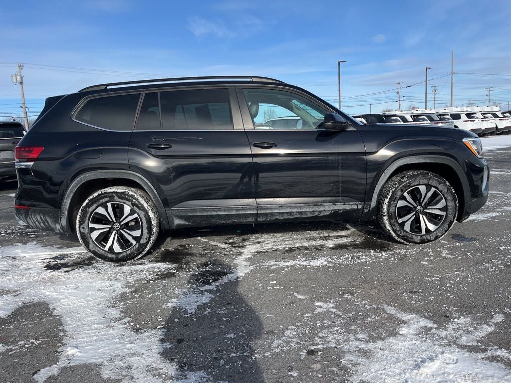 2024 Volkswagen Atlas 2.0T SE