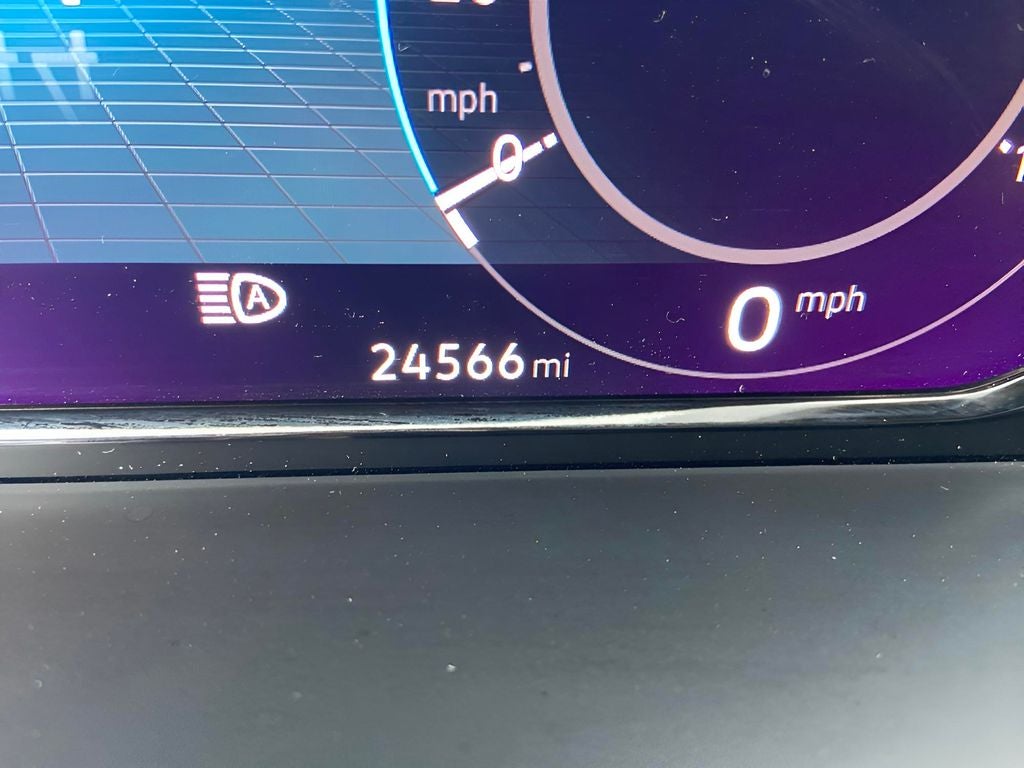 2025 Volkswagen Atlas 2.0T SE w/Technology 1 Owner Clean Auto Check!