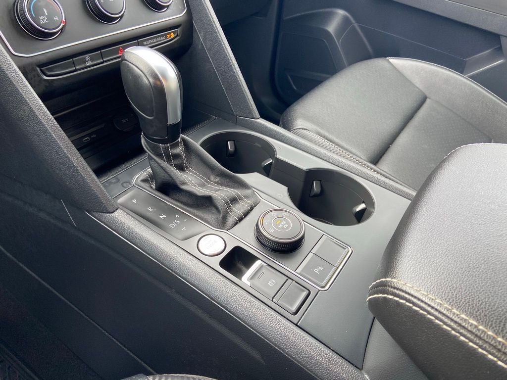 2022 Volkswagen Atlas Cross Sport 2.0T SE