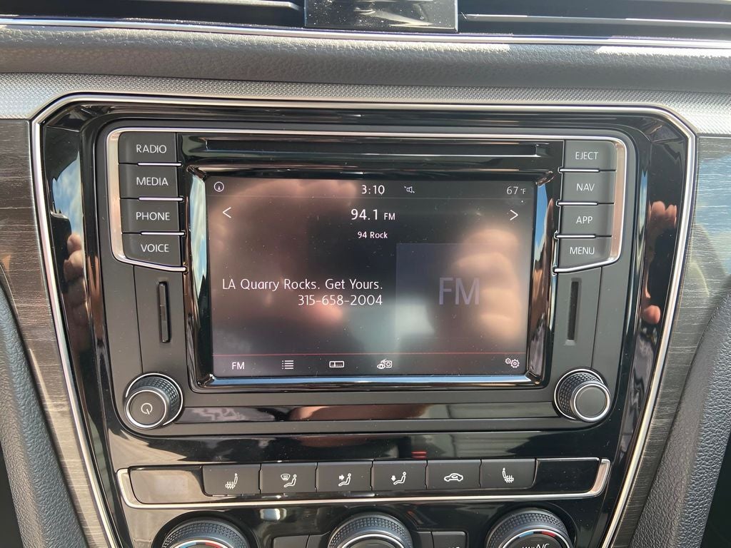 2018 Volkswagen Passat 2.0T SEL Premium Company Car Only 3000 Miles