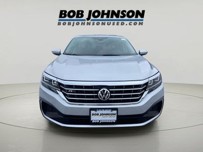 2020 Volkswagen Passat 2.0T R-Line