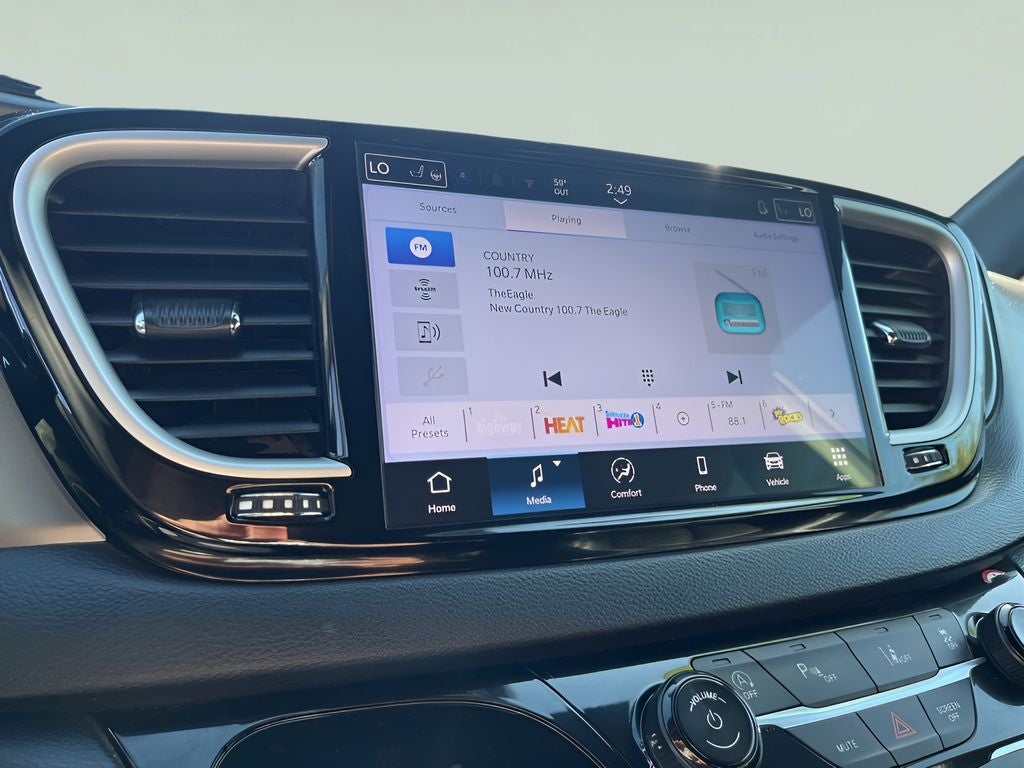 2025 Chrysler Pacifica Select