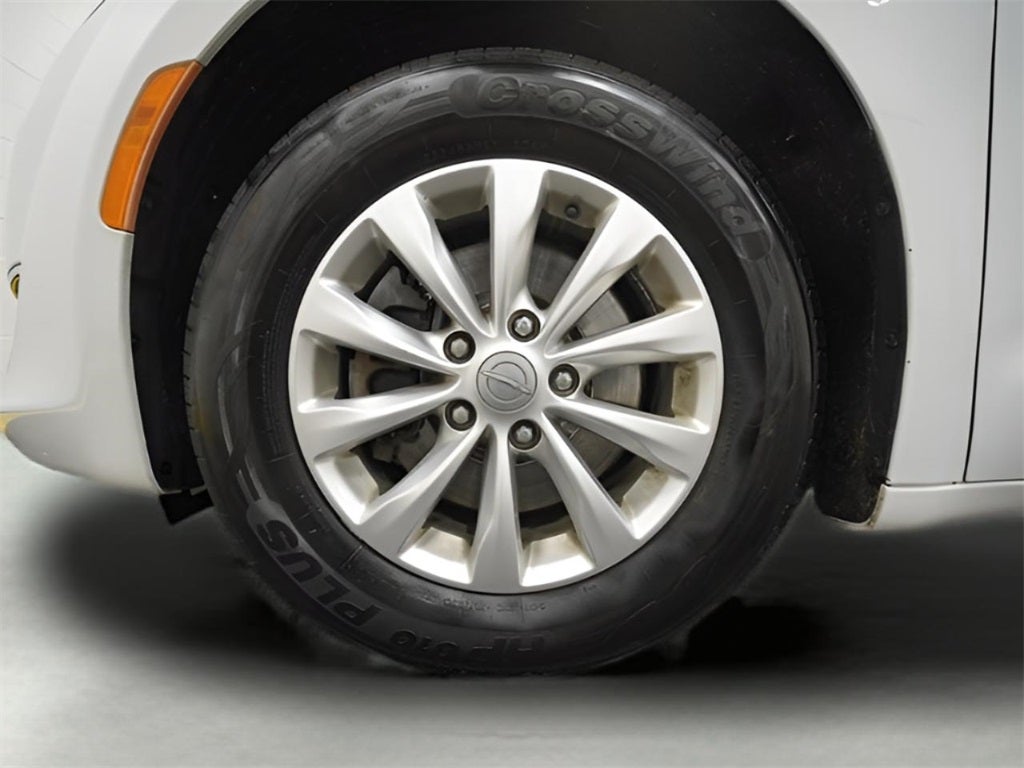 2019 Chrysler Pacifica Touring L