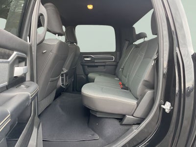 2022 RAM 3500 Big Horn NIGHT EDITION/5TH WHEEL/DUALLY