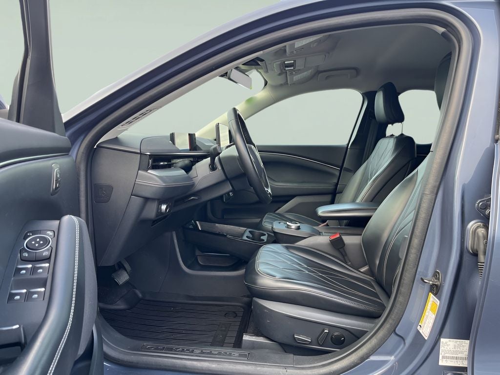 2021 Ford Mustang Mach-E Select