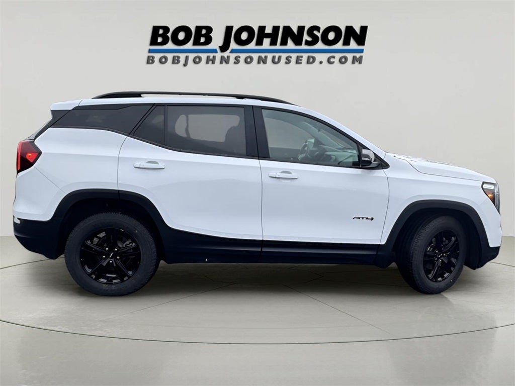 2022 GMC Terrain AT4