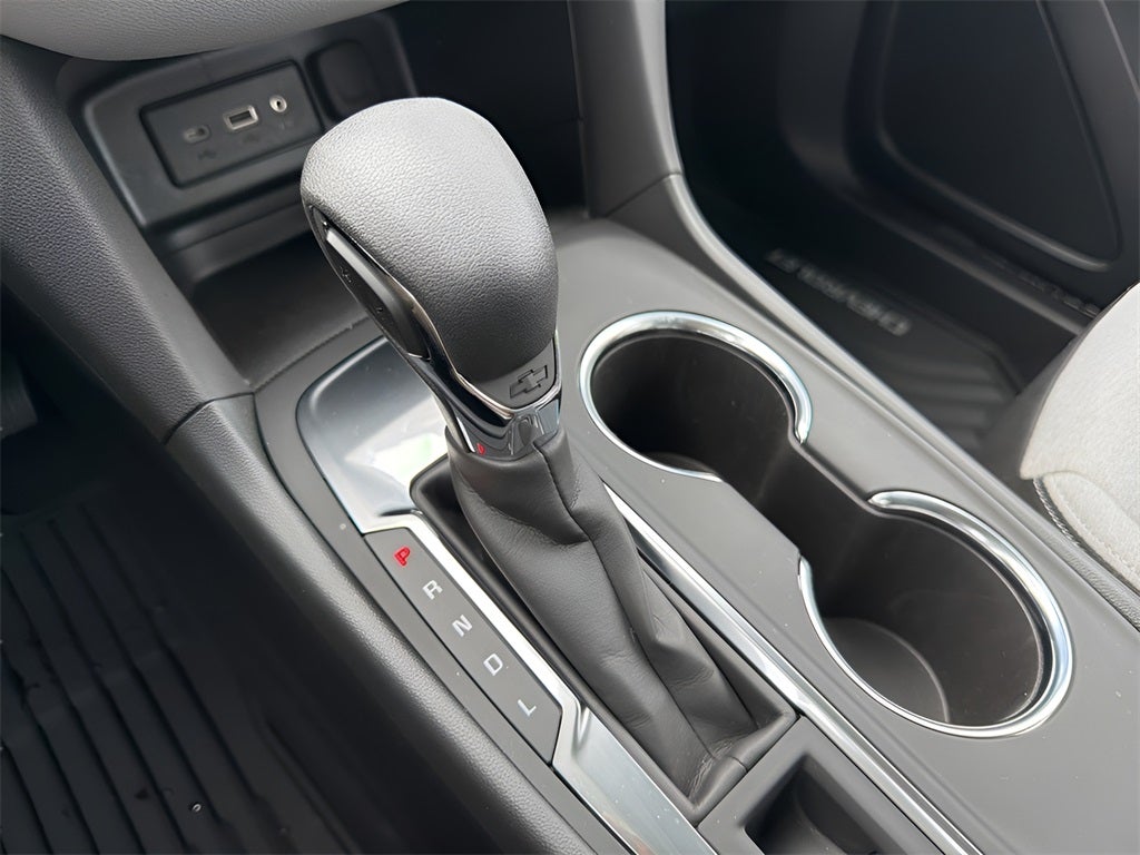 2024 Chevrolet Equinox LS CARBRAVO!