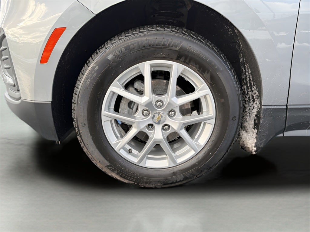 2024 Chevrolet Equinox LS CARBRAVO!