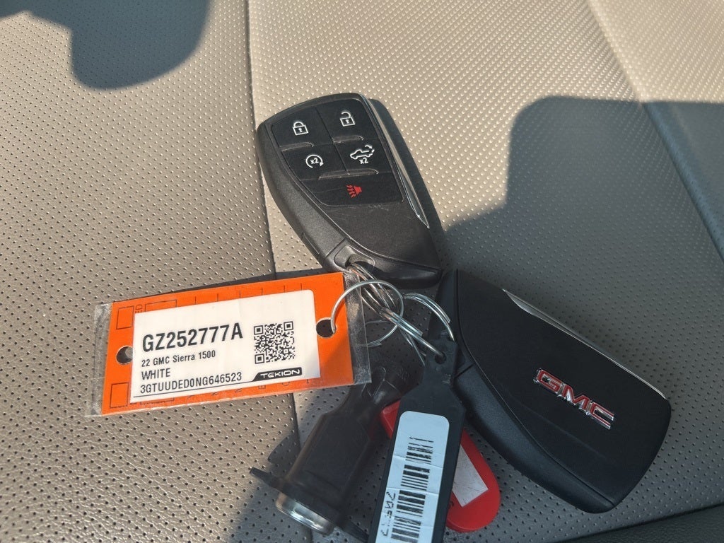 2022 GMC Sierra 1500 SLT CARBRAVO CERTIFIED!