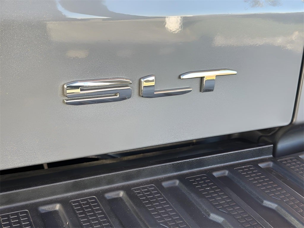 2023 GMC Sierra 1500 SLT Premium Plus Package