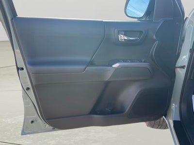 2022 Toyota Tacoma TRD Sport V6