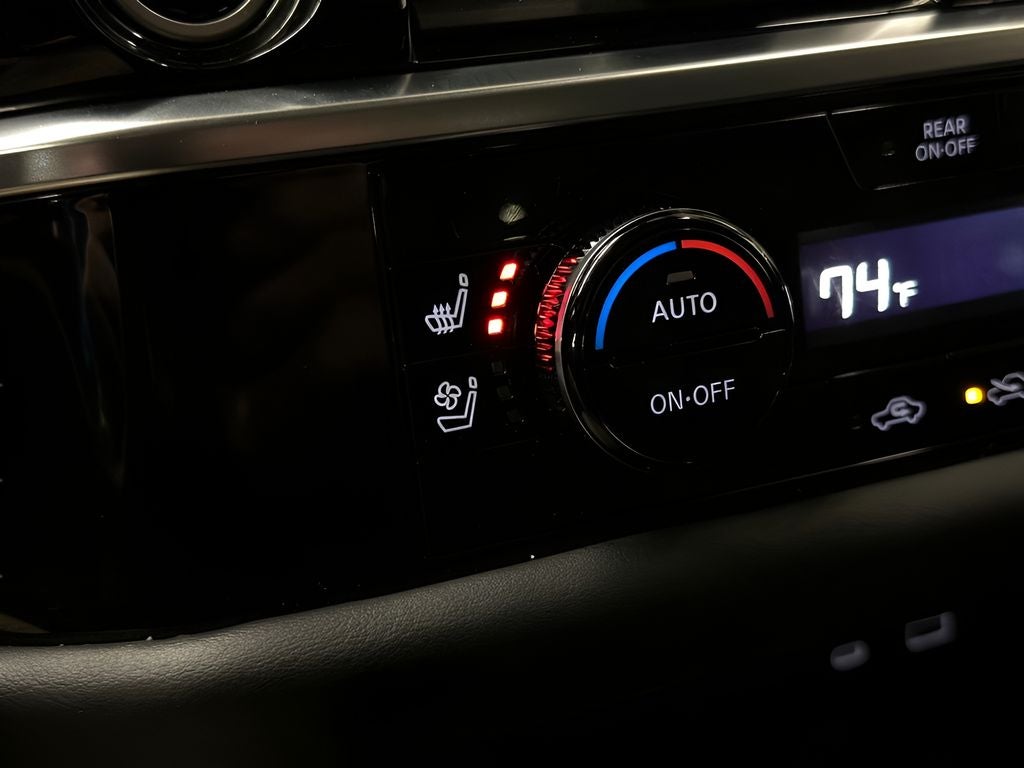 2024 Nissan Pathfinder Platinum CARBRAVO CERTIFIED