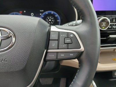 2023 Toyota Highlander Platinum