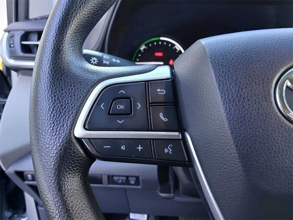 2021 Toyota Sienna LE 8 Passenger