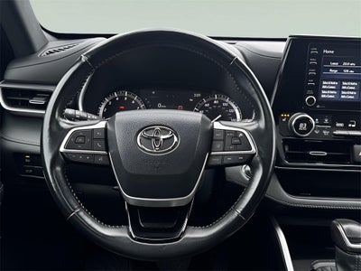 2022 Toyota Highlander XSE