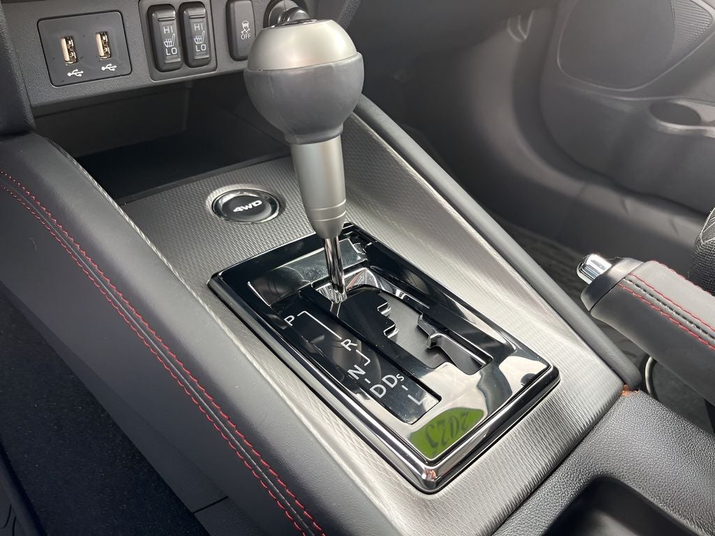 2025 Mitsubishi Outlander Sport 2.0 LE