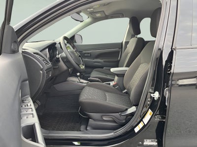 2025 Mitsubishi Outlander Sport 2.0 LE