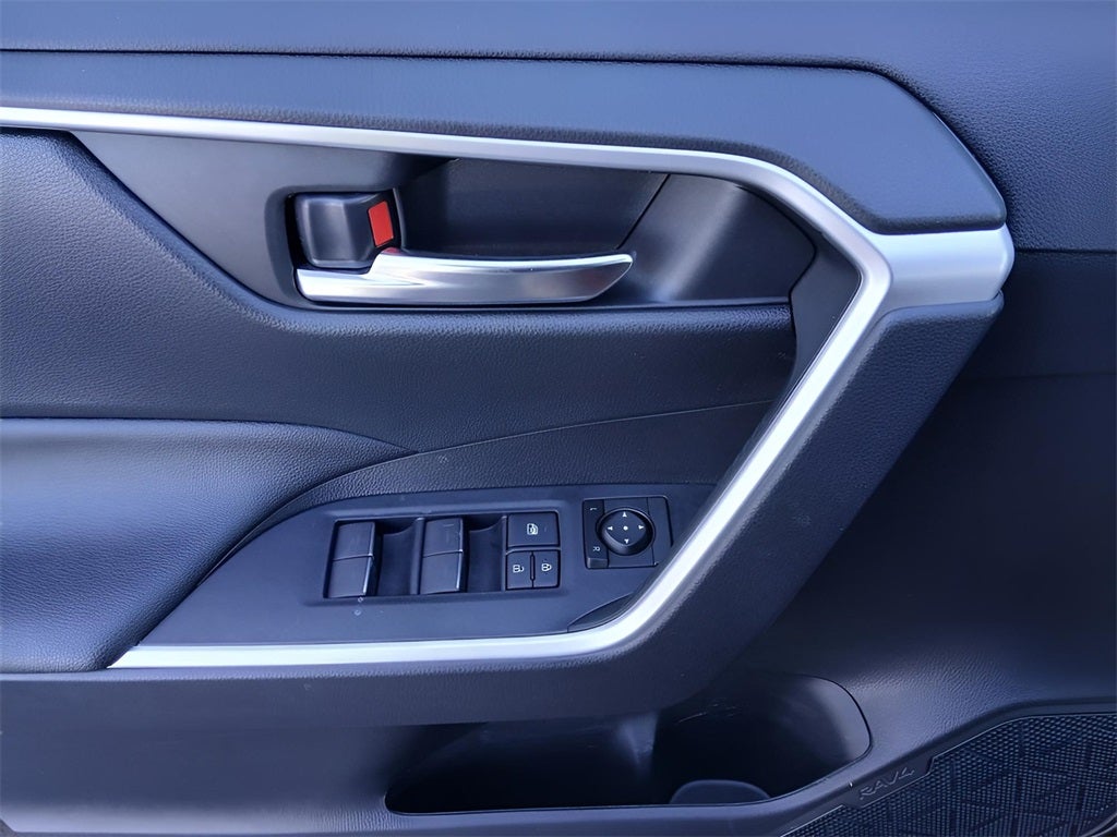 2024 Toyota RAV4 Prime SE