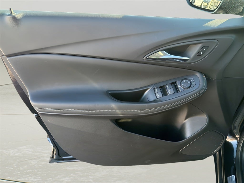 2023 Buick Encore GX Preferred CARBRAVO!