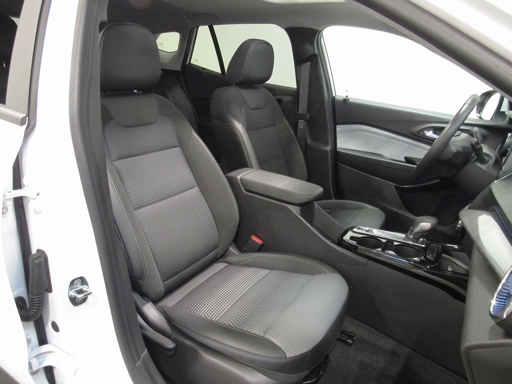 2024 Chevrolet Trax LT CARBRAVO CERTIFIED