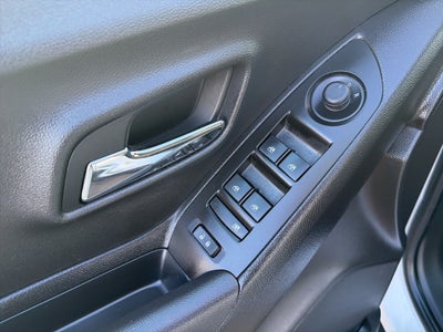 2020 Chevrolet Trax LS CARBRAVO!