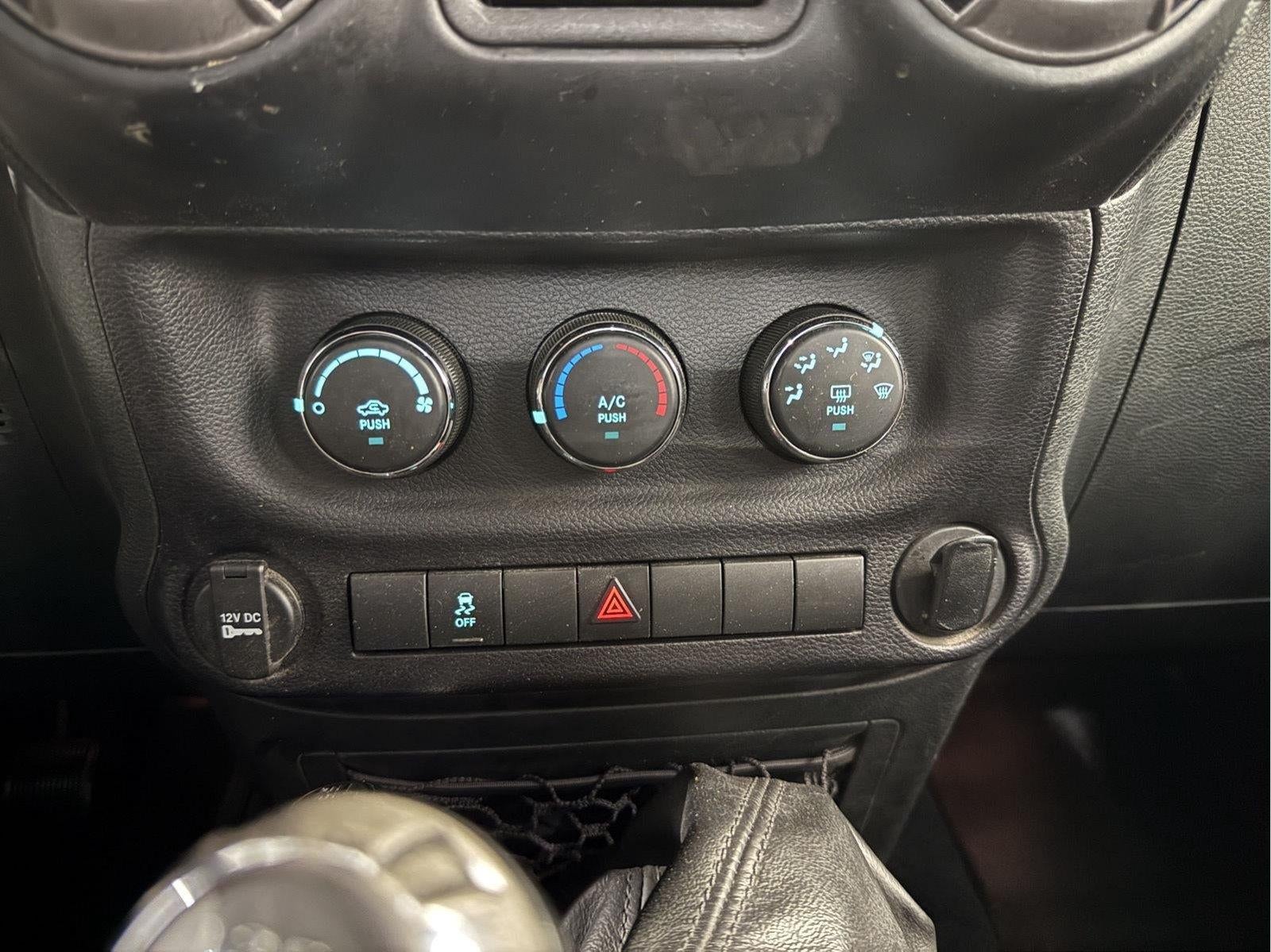 2015 Jeep Wrangler Sport