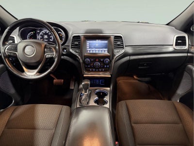 2020 Jeep Grand Cherokee Laredo E 4x2