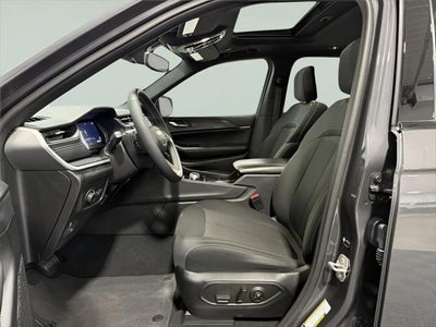 2024 Jeep Grand Cherokee Laredo X 4x4