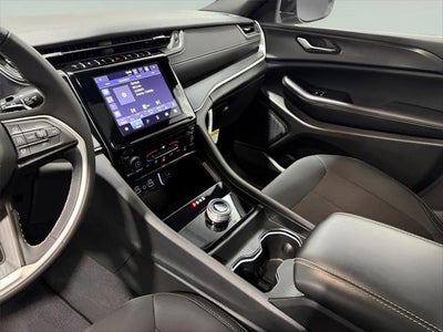 2024 Jeep Grand Cherokee Laredo X 4x4