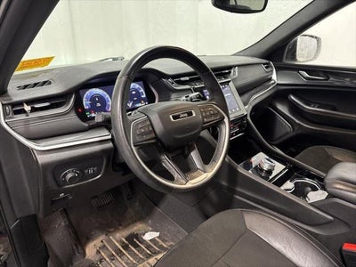 2022 Jeep Grand Cherokee L Altitude 4x4