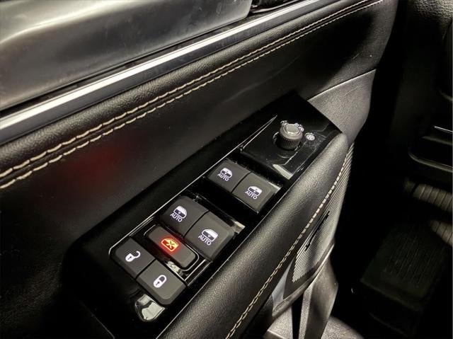 2024 Jeep Wagoneer L Series II Carbide