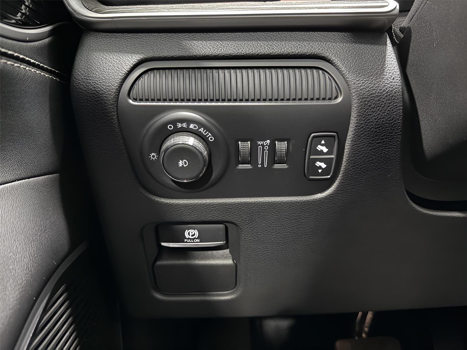 2023 Jeep Wagoneer L Series III 4x4