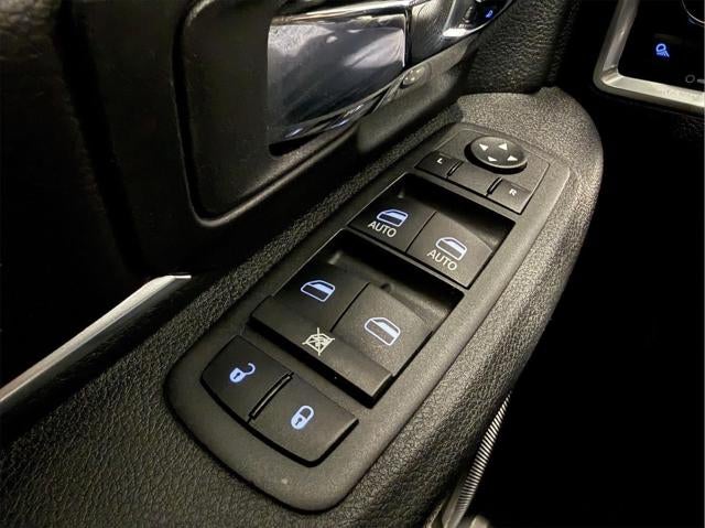 2022 RAM 1500 Classic Warlock Quad Cab 4x4 6'4' Box