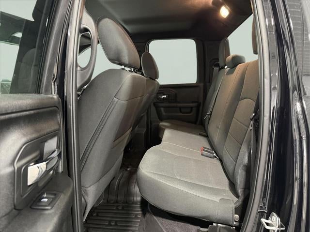 2022 RAM 1500 Classic Warlock Quad Cab 4x4 6'4' Box