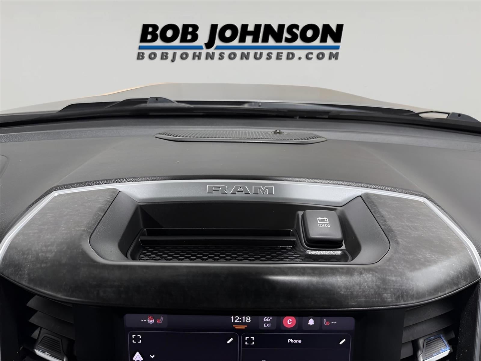 2022 RAM 1500 Big Horn Quad Cab 4x4 6'4' Box