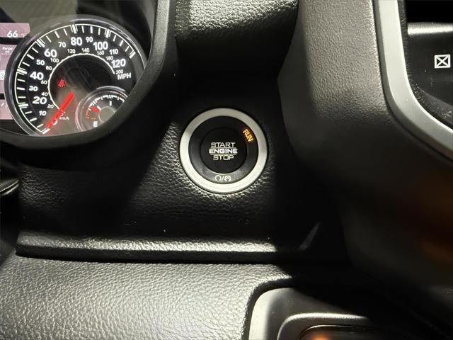 2022 RAM 1500 Big Horn Quad Cab 4x4 6'4' Box