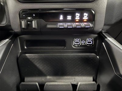 2022 RAM 1500 Big Horn Quad Cab 4x4 6'4' Box