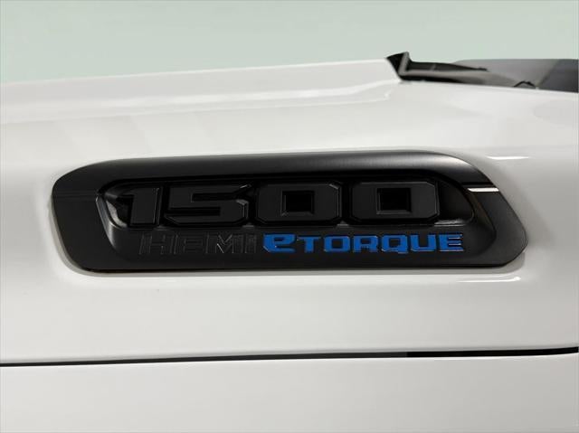 2023 RAM 1500 Tradesman Quad Cab 4x4 6'4' Box