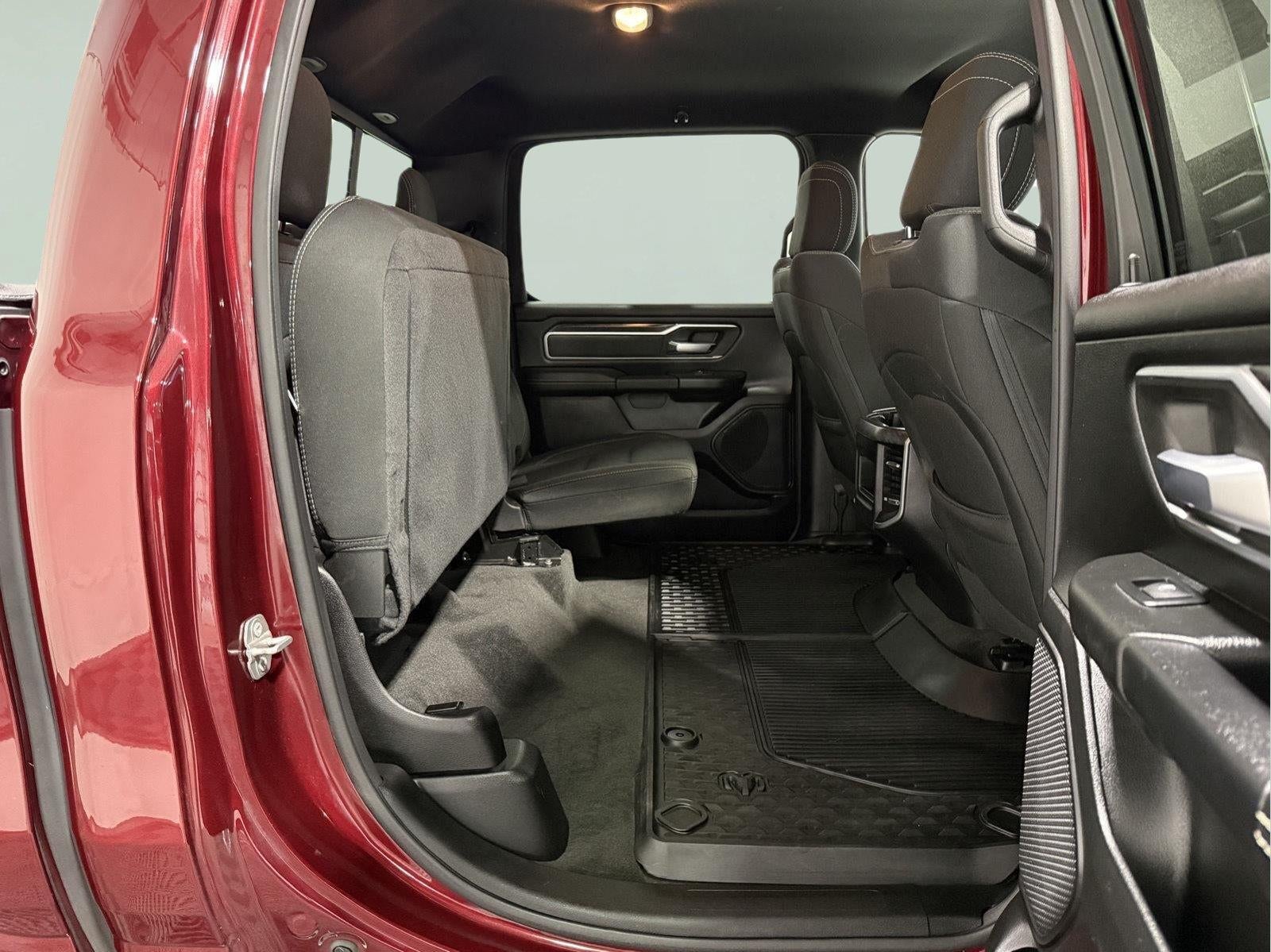 2021 RAM 1500 Big Horn Crew Cab 4x4 5'7' Box