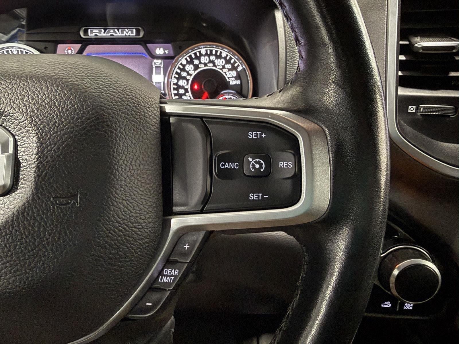 2023 RAM 1500 Big Horn Crew Cab 4x4 5'7' Box