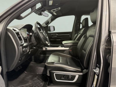 2022 RAM 1500 Laramie Crew Cab 4x4 5'7' Box