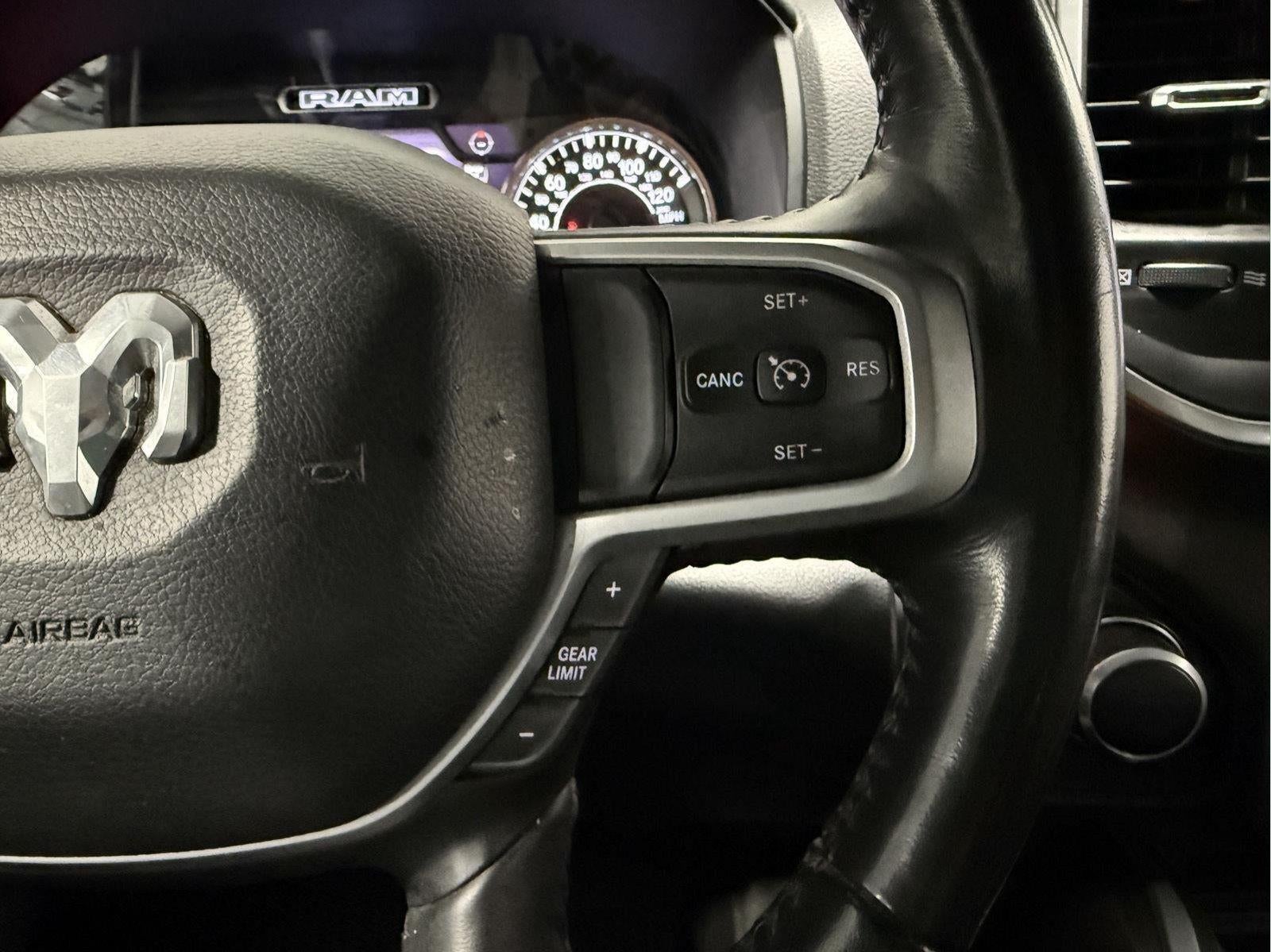 2021 RAM 1500 Big Horn Crew Cab 4x4 6'4' Box