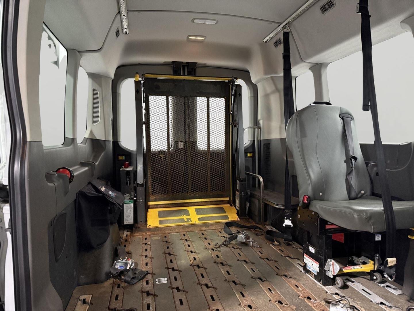 2020 Ford Transit-350 Passenger Van XL